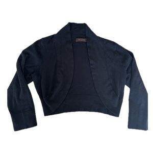 perfect black shrug
size small